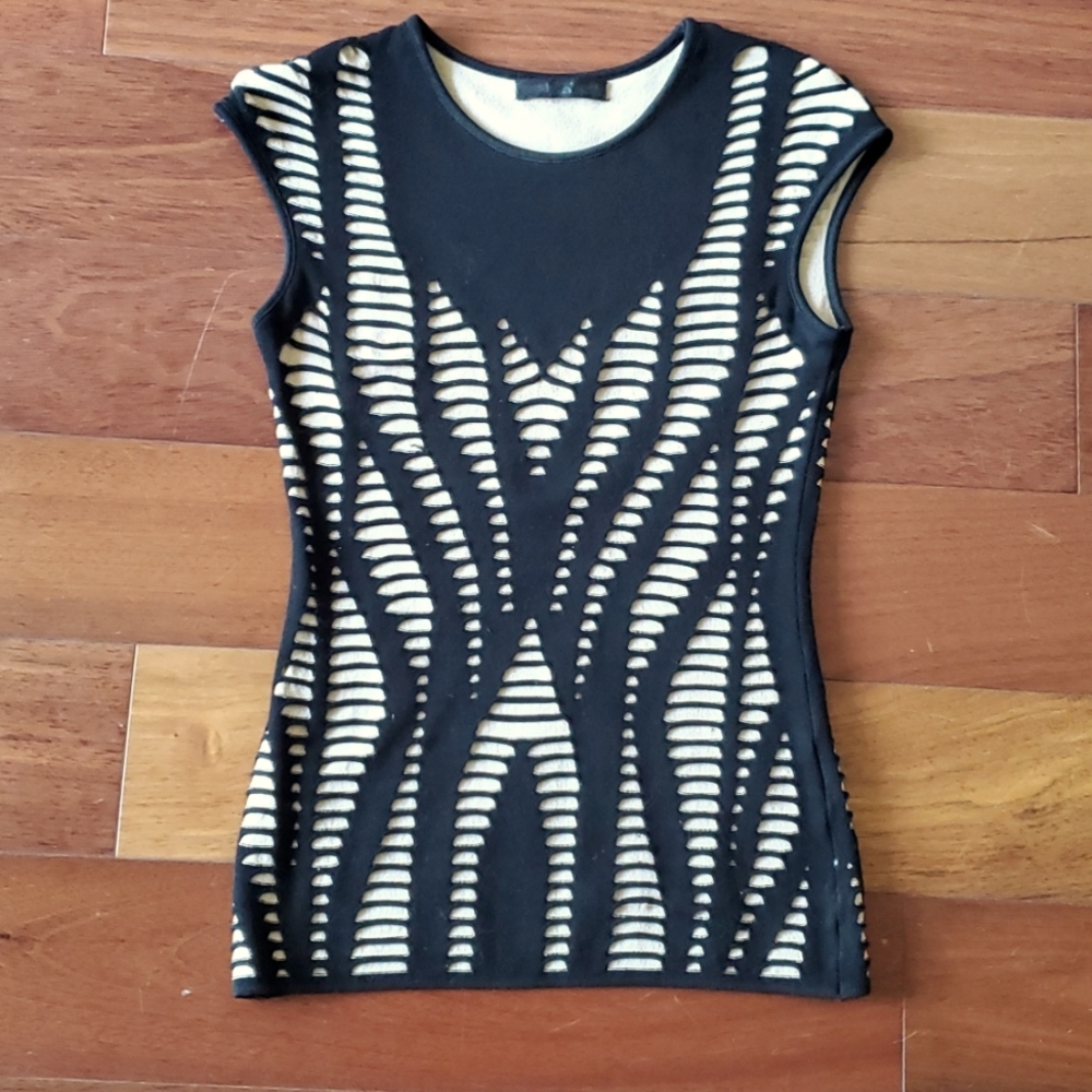 RVN black/ beige patterned top